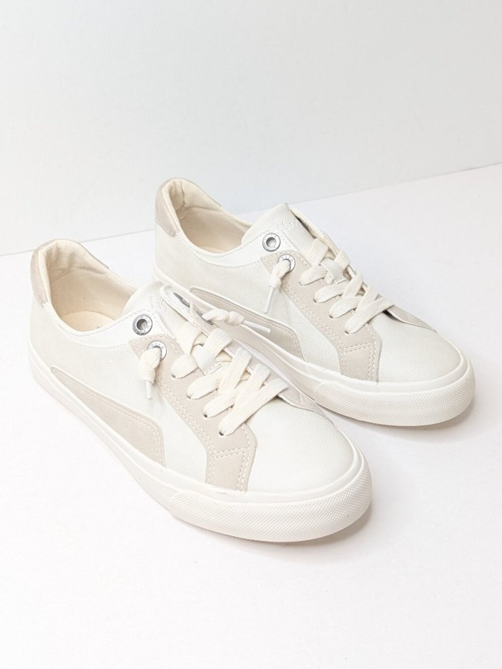 Blowfish Malibu Martina Too Slip-on Shoes Cream Womens 7.5